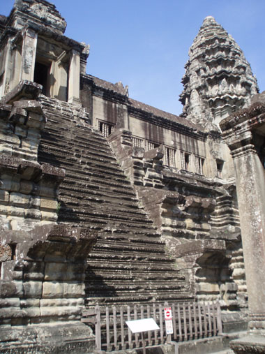 Staircase to Ang Kor Wat