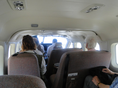 Interior del avión de Tropic Air