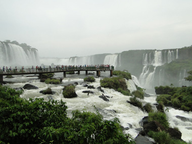 Plataforma en el lado brasileo de Iguaz