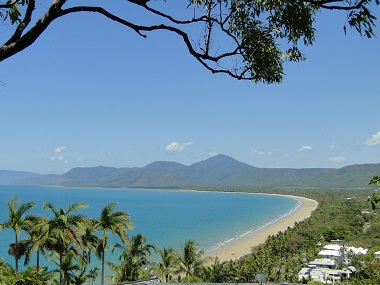 Playa de la costa volviendo hacia Cairns