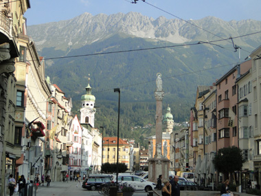 Vista de la Calle Maria-Theresien en Innsbruck