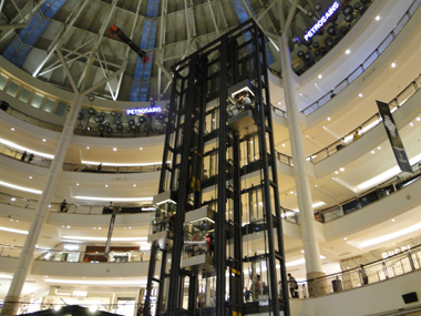 Shopping Mall underneath Petronas Towers