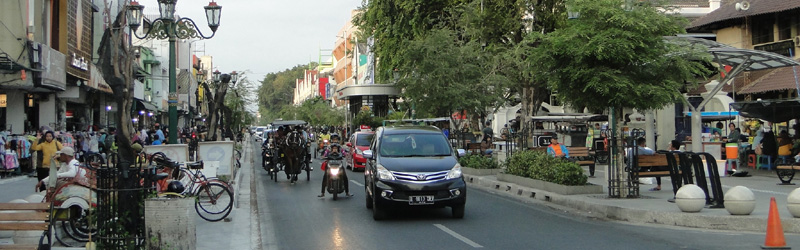 Parada de autobs en Yogyakarta
