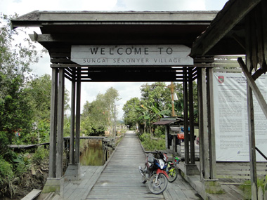 Embarcadero de la villa Sungat Sekonyer