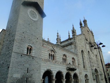 Duomo Square in Como