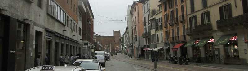 Parada de taxis en Corso di Porta Ticinese