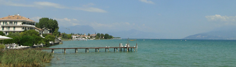 Vista del Lago di Garda desde cerca de Sirmione