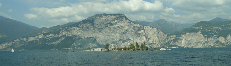 View of Garda Lake from the car