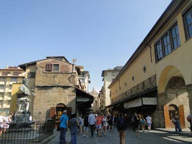 Ponte Vecchio por dentro