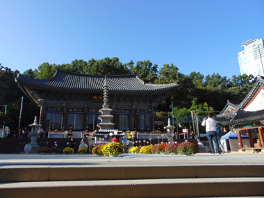 Bongeunsa Temple