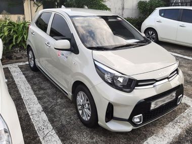 Nuestro coche para recorrer Jeju