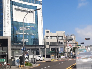 Driving through Jeju City