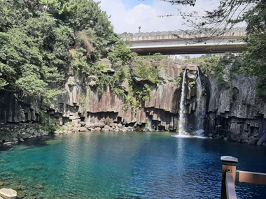 Cheongjeyeon first waterfall