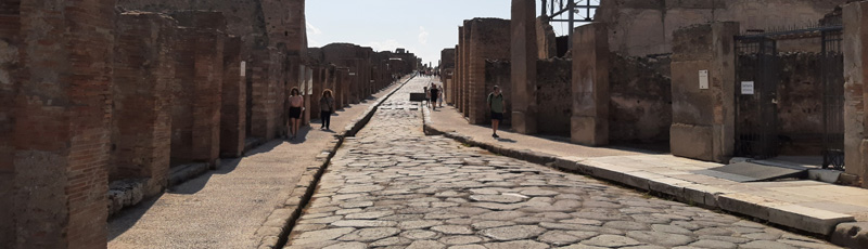 Via dell'Abbondanza en Pompeya