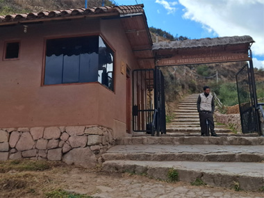 Saqsayhuaman entrance
