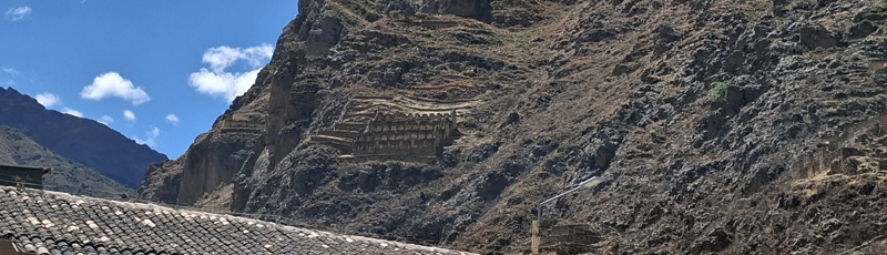 Vista de ruinas incas desde el hotel