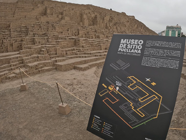 Comienzo del tour en Huaca Pucllana