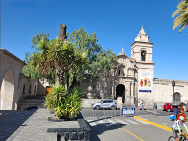 Plaza en el Mirador de Yanahuara