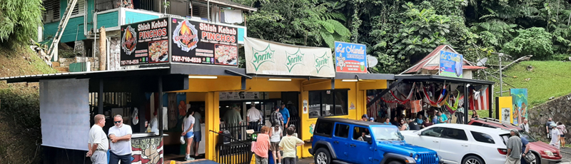 Tiendas y comida en El Yunque