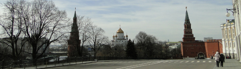 Puerta de la Torre Borovitskaya desde dentro