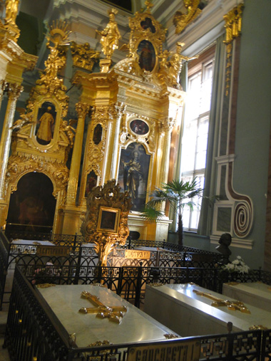 Tumbas de zares en la Catedral de San Pedro y San Pablo