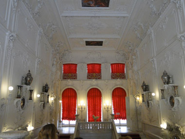 Escalinata del Palacio de Catalina la Grande