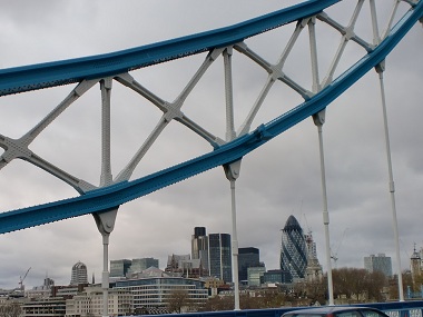 En el Puente de Londres
