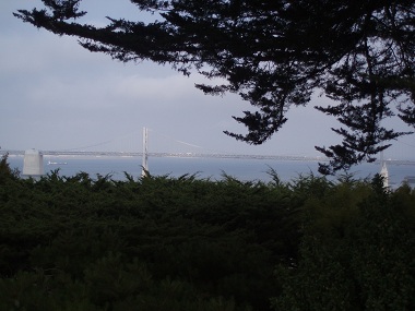 El puente de la Bahía desde la Coit Tower