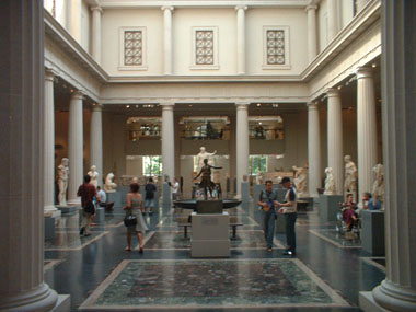 Hall de la antigua Grecia en el Metropolitan