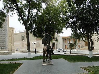 Plaza Lyabi Hauz