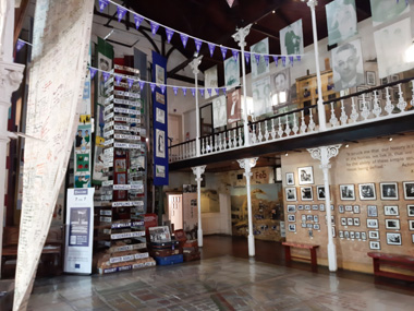 Museo District Six